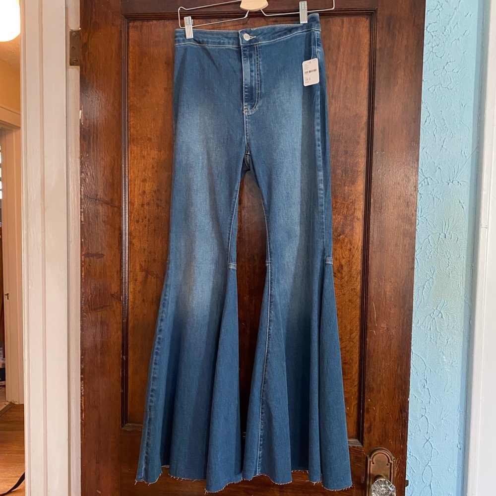Free People Just Float On Flare Jeans 28 Short
